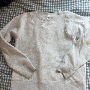 Lululemon Loungeful Grey/ white Crewneck Pullover HCUG size 6